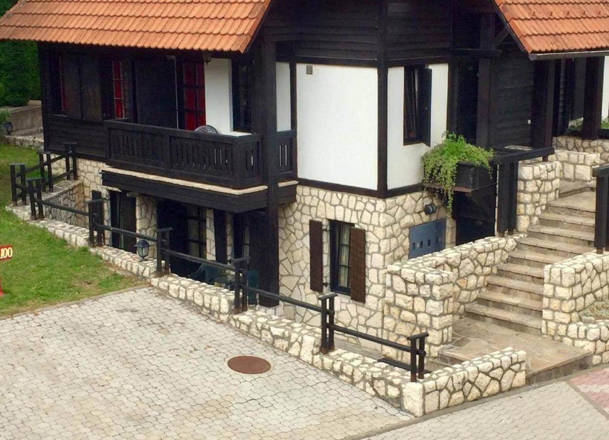 Ferienwohnung Kraljevi Konaci - Najam Kuca Na Zlatiboru Exterior foto
