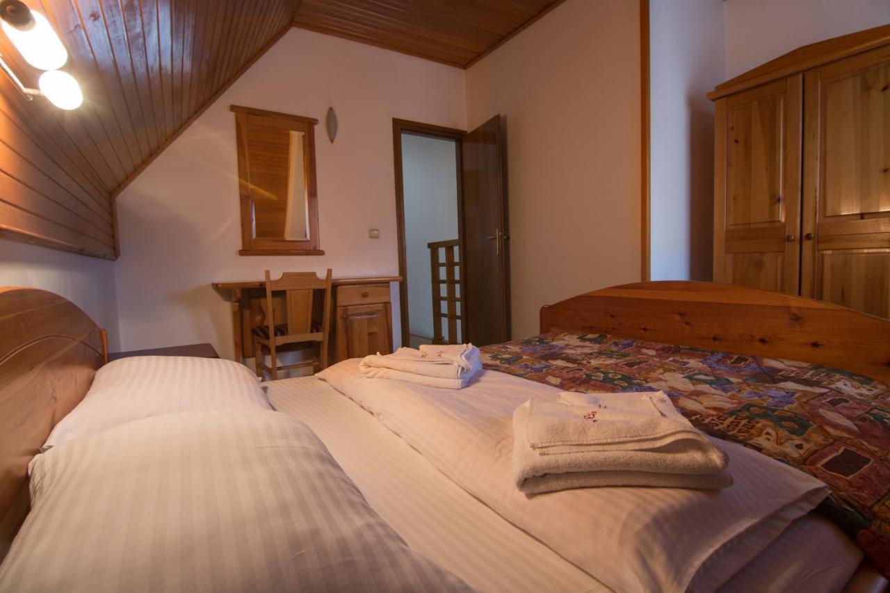 Ferienwohnung Kraljevi Konaci - Najam Kuca Na Zlatiboru Exterior foto