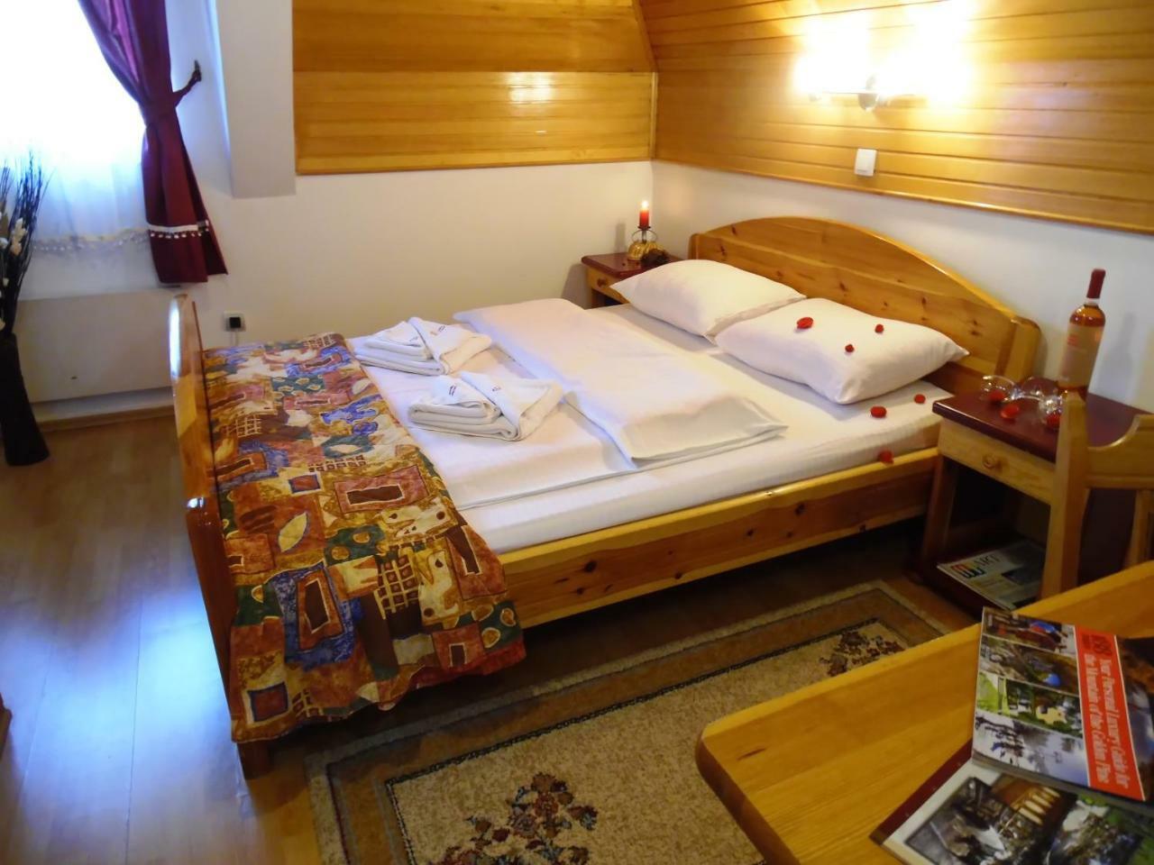 Ferienwohnung Kraljevi Konaci - Najam Kuca Na Zlatiboru Exterior foto